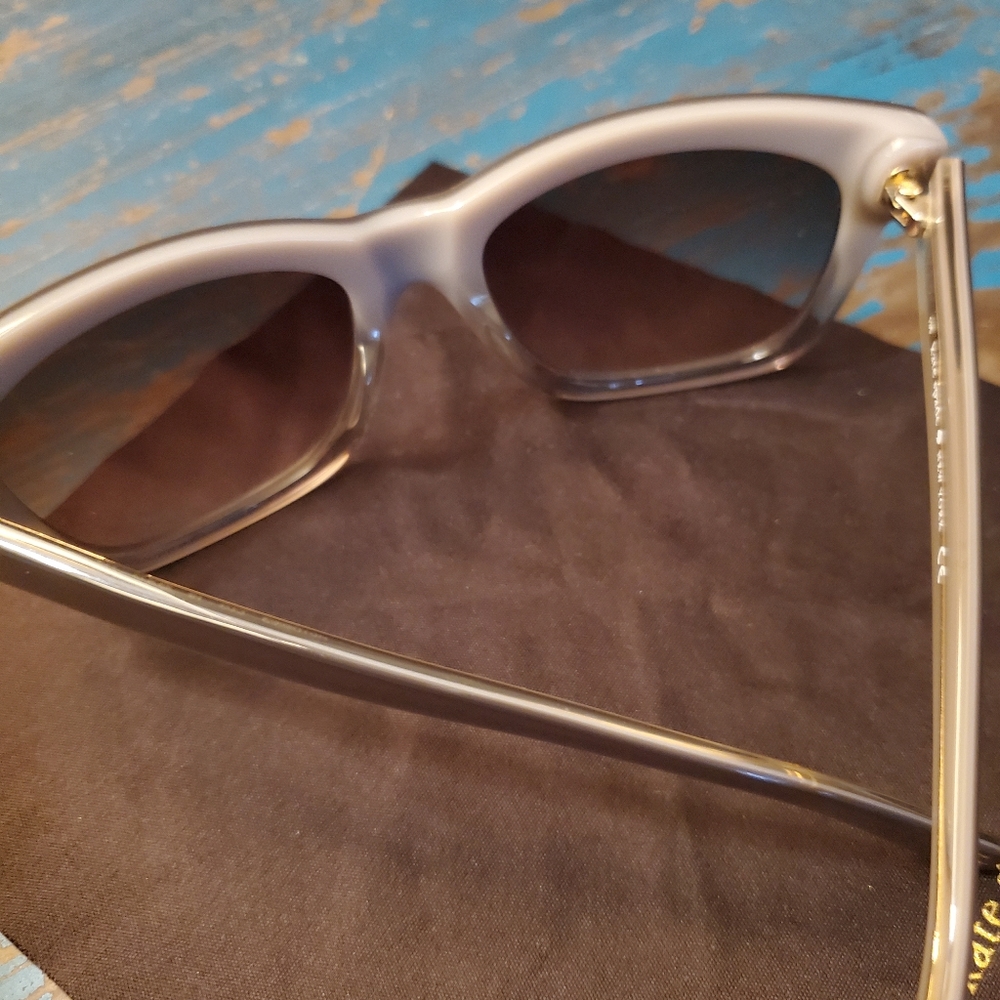 Kate Spade - Picture 2 of 6